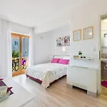 Cina Apartments