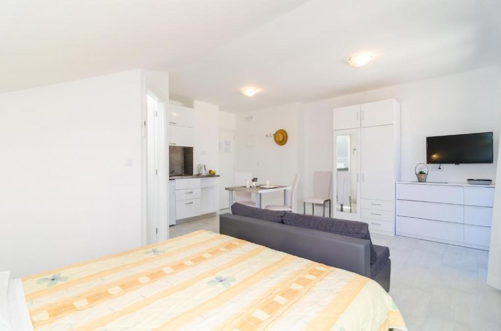 Cina 3* Cavtat
