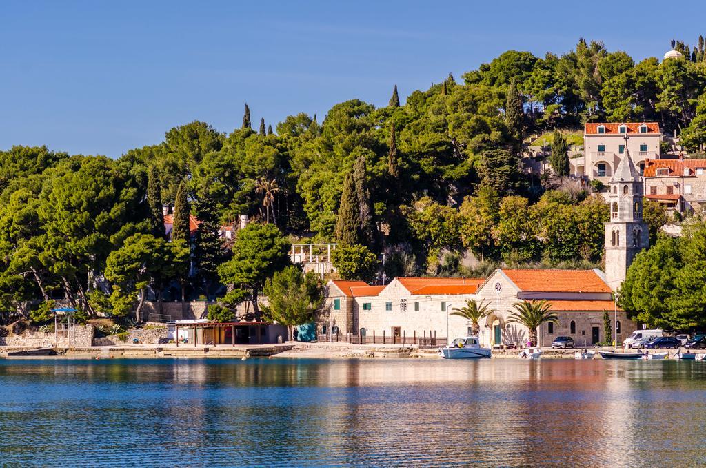 Gjestgiverier Cina Cavtat